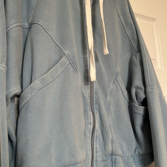 Urban Outfitters Blue Zip up - Picture 3 of 5